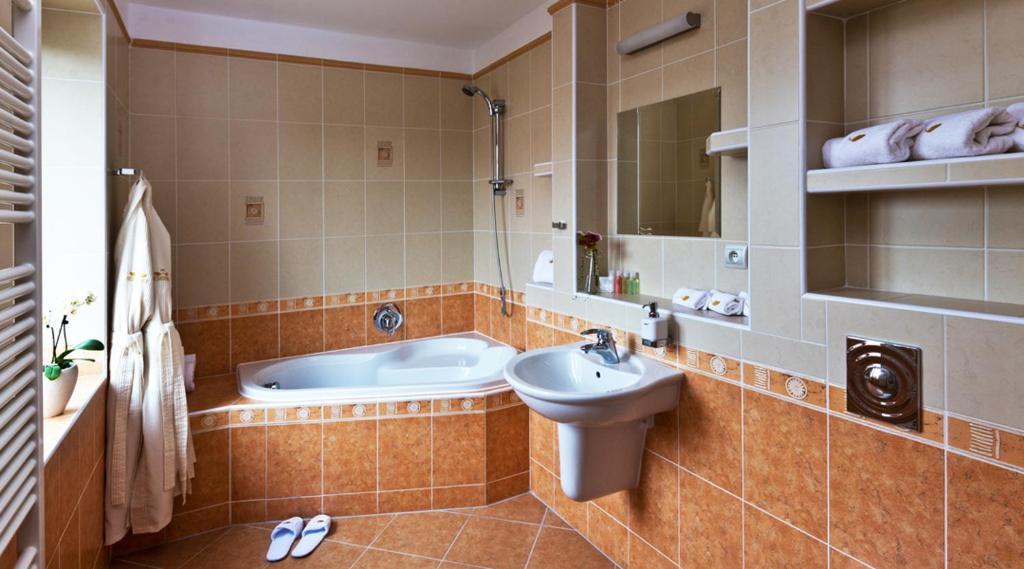 Residence Arx & Wellness Chrudim Zewnętrze zdjęcie